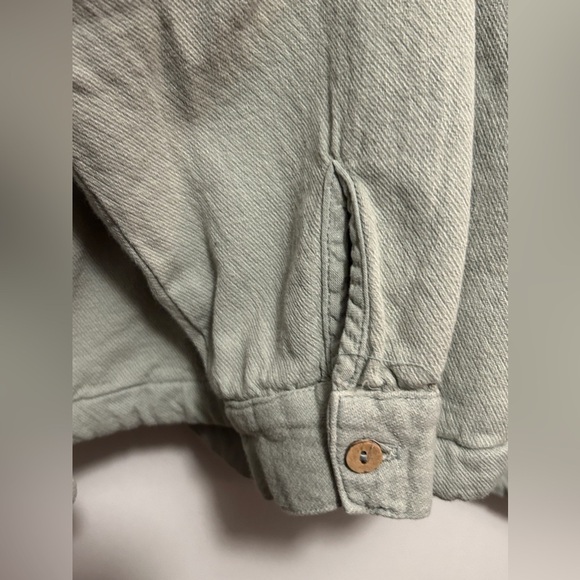 Drawstrings of Malibu green 1/4 Button pullover Shirt women’s M Travel coastal - Picture 15 of 15